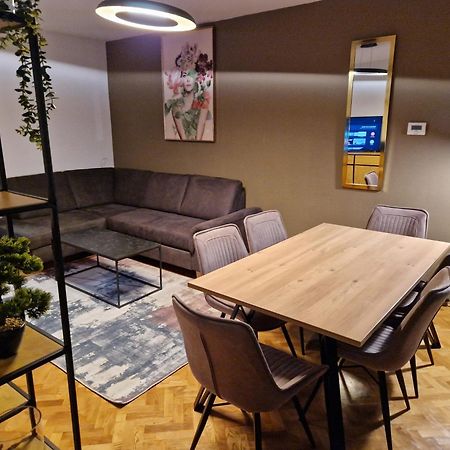 Madison Luxury Apartments & Rooms ซาเกร็บ ภายนอก รูปภาพ