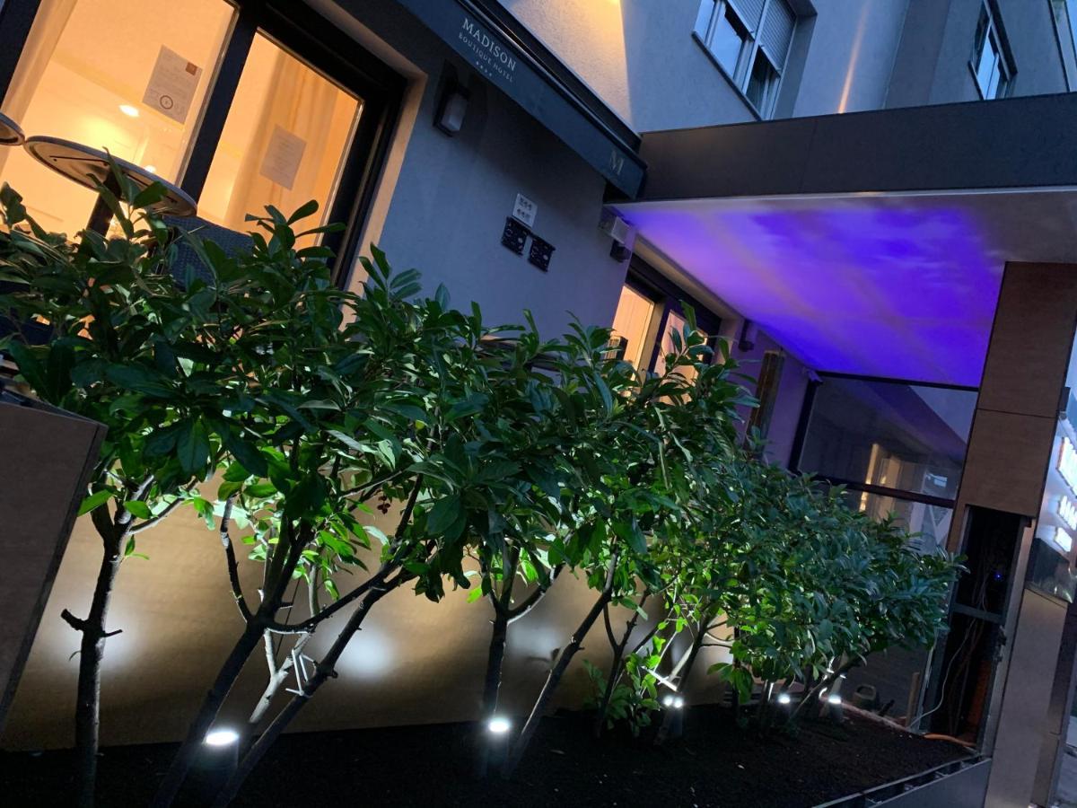 Madison Luxury Apartments & Rooms ซาเกร็บ ภายนอก รูปภาพ