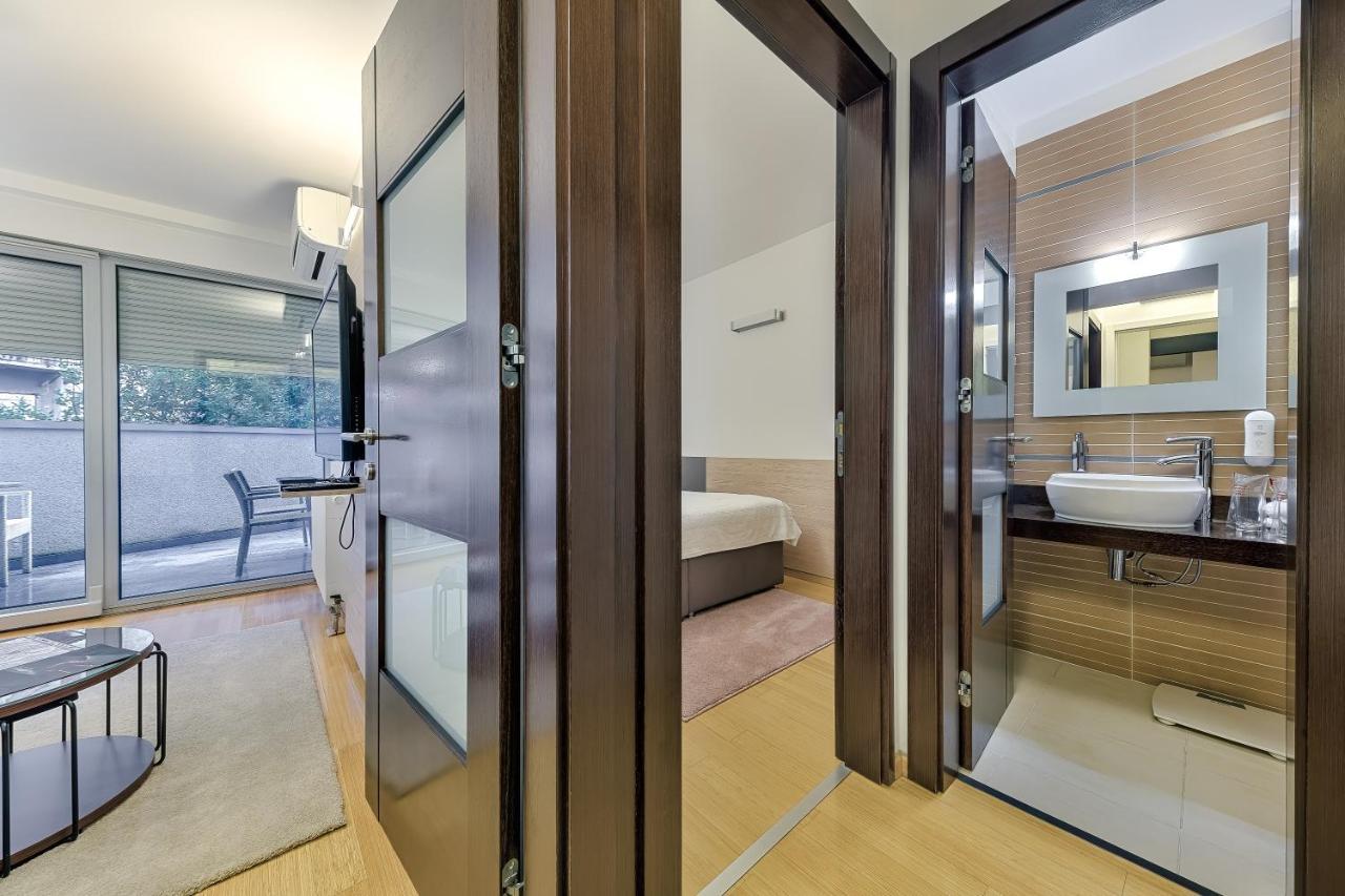 Madison Luxury Apartments & Rooms ซาเกร็บ ภายนอก รูปภาพ